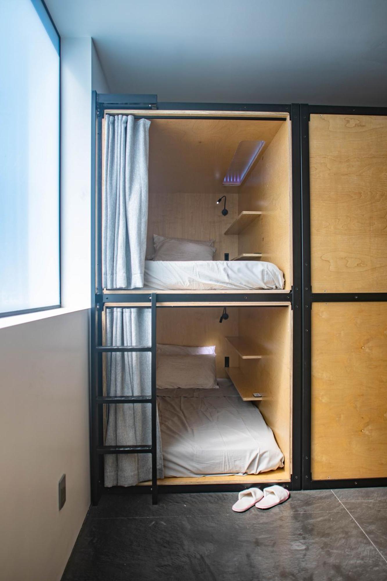 Хостел Haven Coliving Лос-Анджелес Экстерьер фото