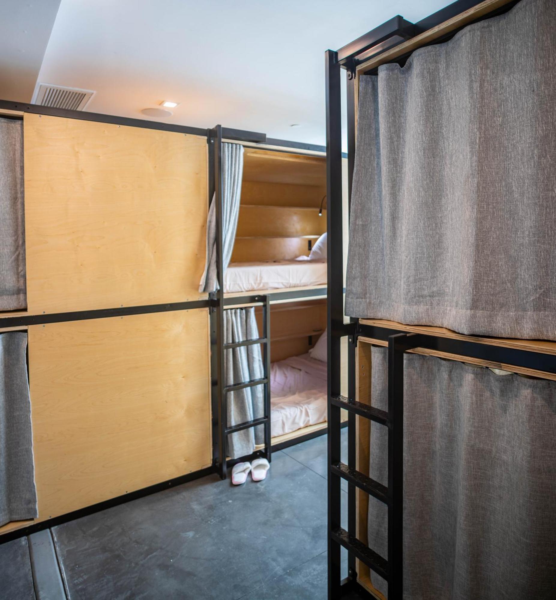 Хостел Haven Coliving Лос-Анджелес Экстерьер фото